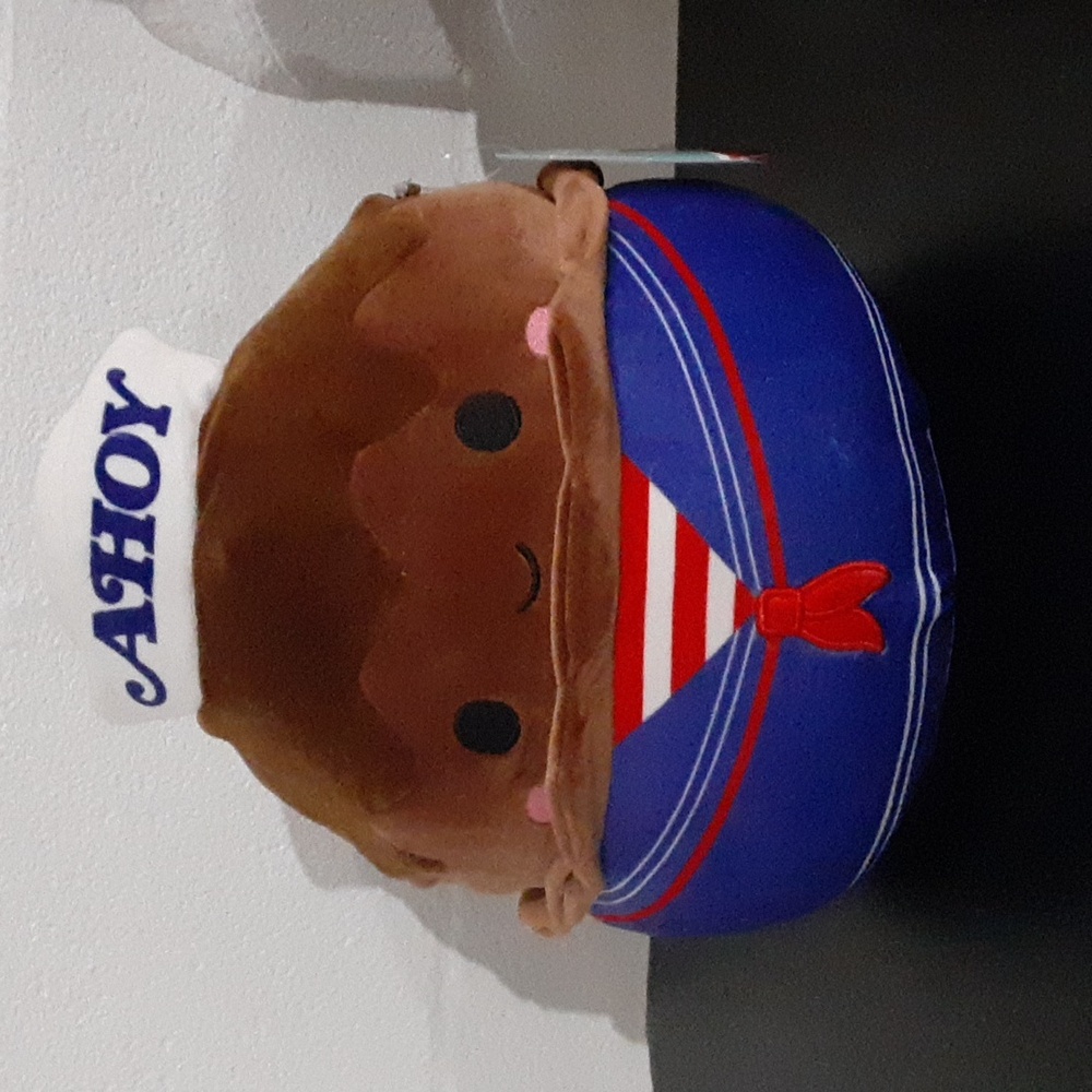 Stranger things 10 inch chocolate pudding ahoy squishmallow. NWT.